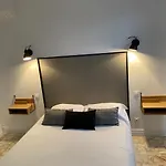 Maison Mignardise - Cite לינה וארוחת בוקר 4*