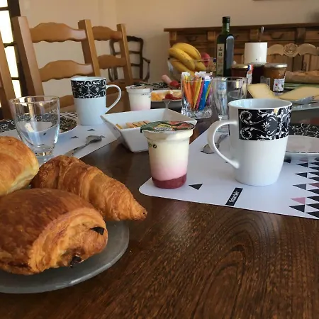 Maison Mignardise - Cite ベッド・アンド・ブレックファスト 4*